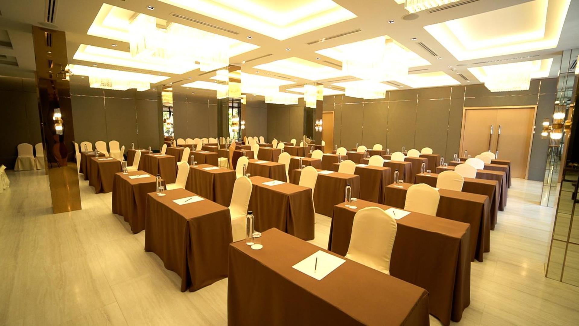 Sareeviengping Hotel Chiangmai Chiang Mai Exterior photo